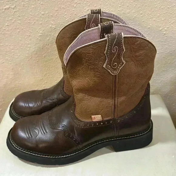 Justin Gypsy boots. Size 11 B. - Picture 1 of 9